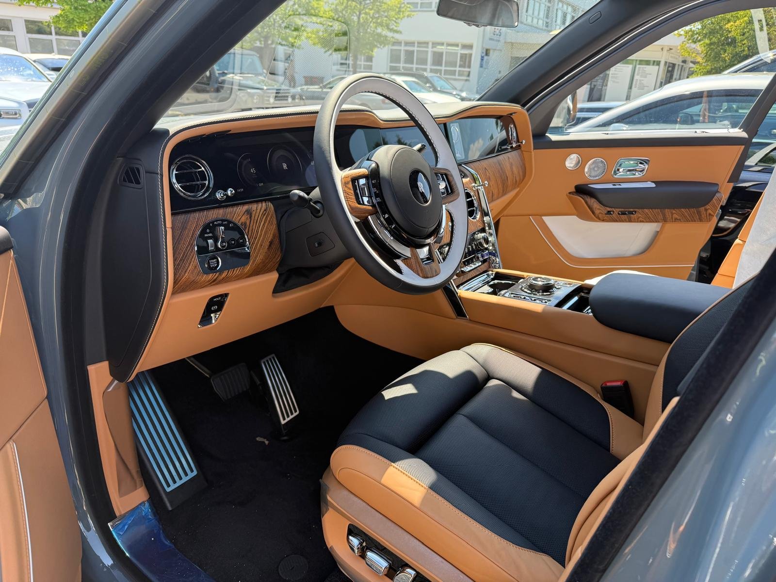 Rolls-Royce Cullinan — photo 2